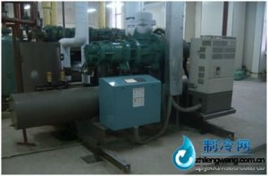 三洋并聯(lián)螺桿壓縮機(jī)組